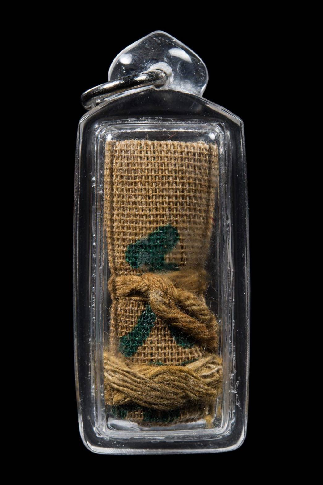 (296010) ล็อกเก็ต เซียนแปะโรงสี  รุ่นแรก พิมพ์กลาง ฉากฟ้า หน้าหนุ่ม ปี 2519 จ.ปทุมธานี