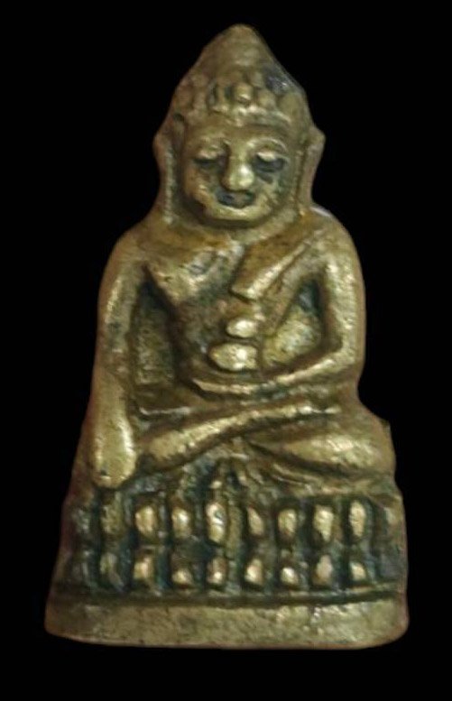 304774 พระชัยวัฒน์สมเด็จ พระสังฆราช(แพ)  พิมพ์น้ำเต้าเอียง กทม. เนื้อโลหะผสม ปี 2482 วัดสุทัศน์เทพวราราม