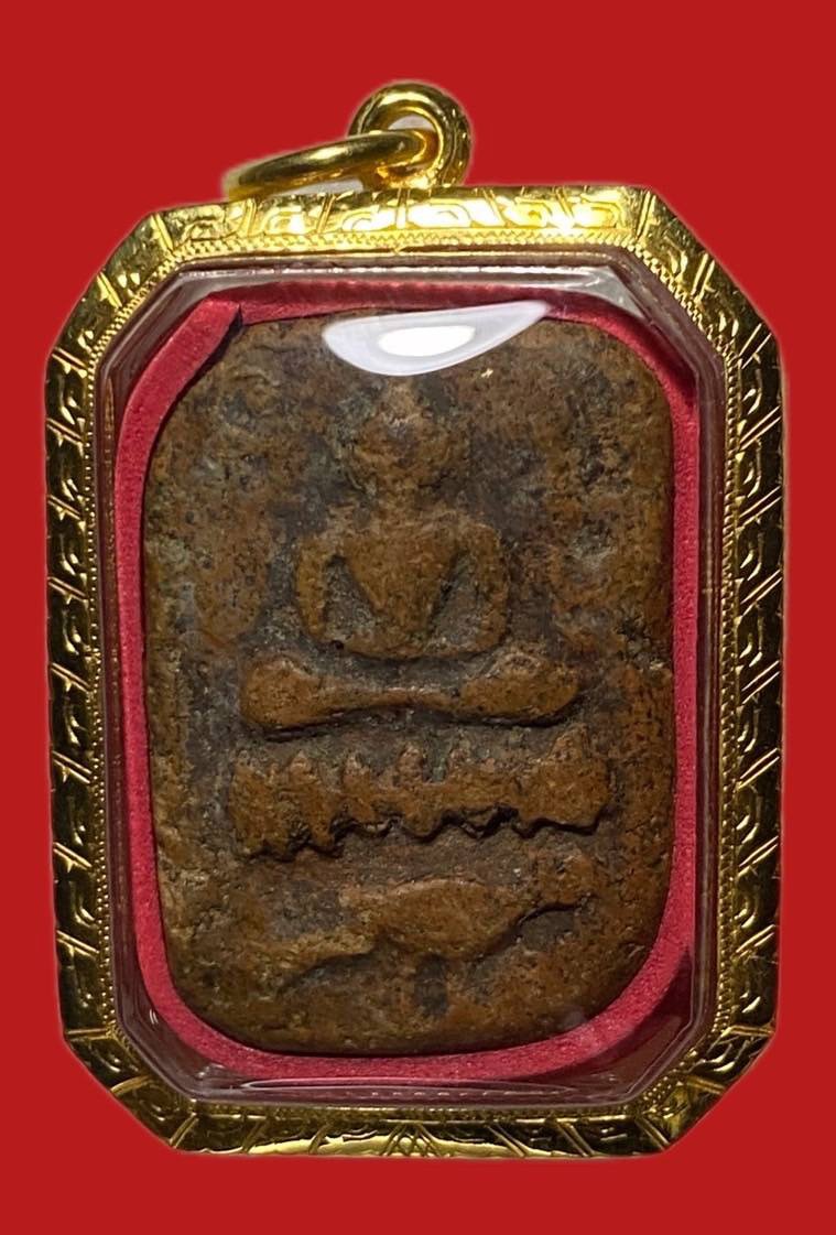 304794 หลวงพ่อปาน  วัดบางนมโค  พิมพ์ทรงนก  ปี 2460-2480  เนื้อดิน จังหวัดอยุธยา