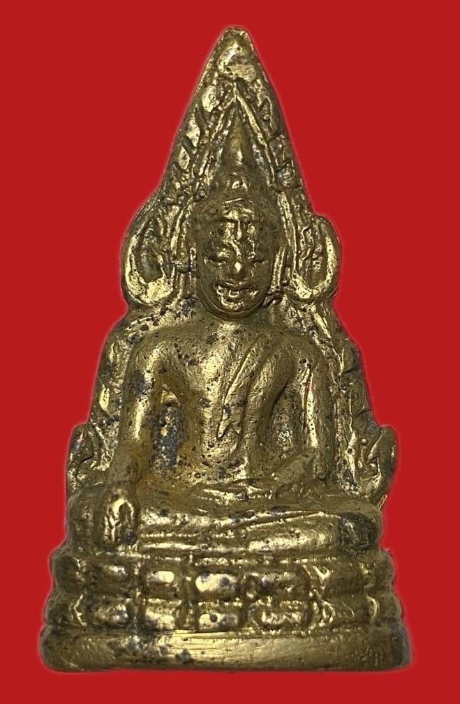 304850 พระพุทธชินราช วัดสุทัศน์ รุ่นอินโดจีน พิมพ์ สังฆาฏิสั้น  ปี2485 เนื้อทองเหลือง  (มีโค๊ต) กทม.