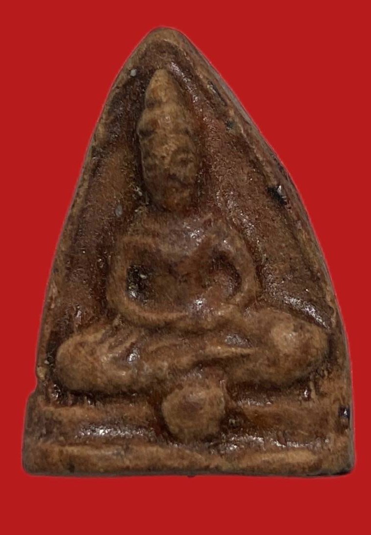 304953 คุณแม่บุญเรือน  วัดสัมพันธ์วงศ์  พิมพ์พระโพธิจักร  ปี2499 เนื้อดิน กทม.