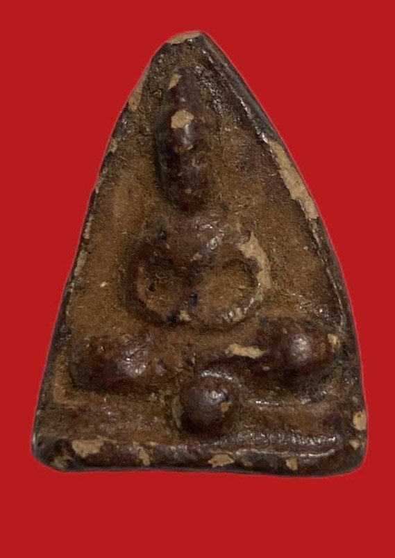 304955 คุณแม่บุญเรือน  วัดสัมพันธ์วงศ์  พิมพ์พระโพธิจักร  ปี2499 เนื้อดิน กทม.