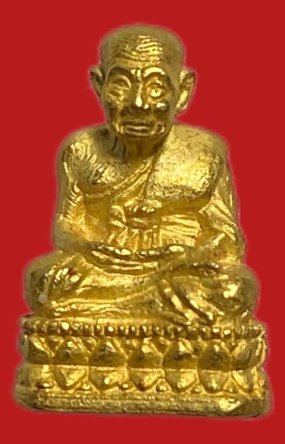 304962 รูปหล่อหลวงปู่ทวด วัดช้างให้ รุ่นสร้างเจดีย์ ปี 2533 เนื้อทองคำ  จ..ปัตตานี 