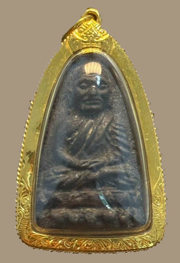 305169 หลวงปู่ทวดเนื้อว่าน  ปี2524 วัดช้างไห้  พิมพ์ใหญ่ จ.ปัตตานี 