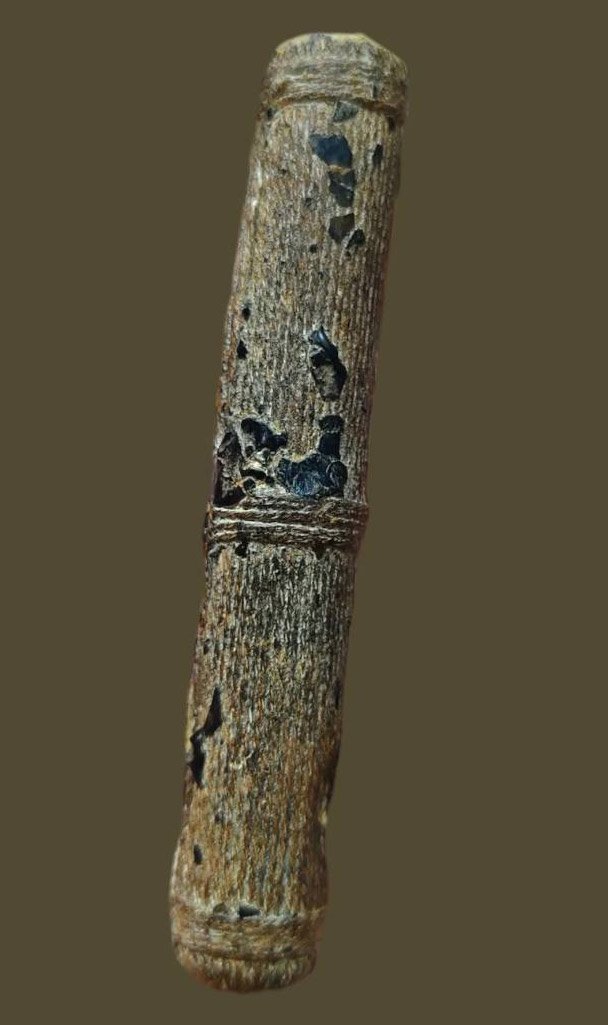 305436 ตะกรุดใบลานบังปืน หลวงพ่อแก้ว เนื้อใบลาน พุทธศักราช2450-2460 วัดพวงมาลัย จ.สมุทรสงคราม