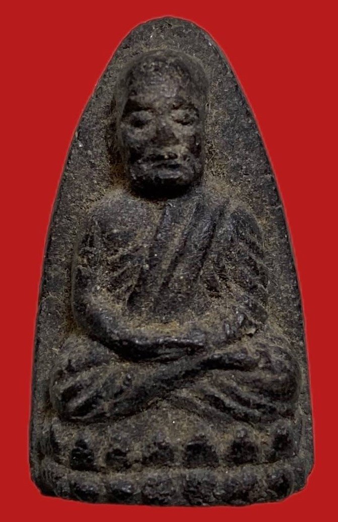 305505 หลวงปู่ทวด วัดช้างให้   ปี2524 พิมพ์กลาง  เนื้อว่าน จ.ปัตตานี