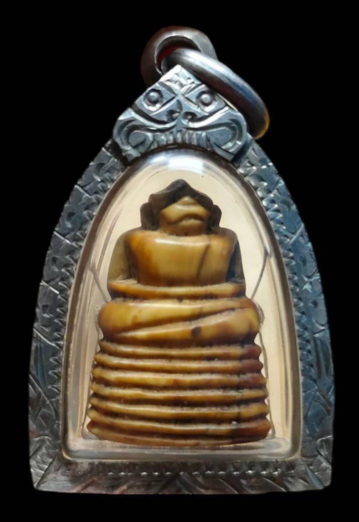 305650 องคตหลวงพ่อปาน  เนื้องาแกะ พุทธศักราช 2430-2440 วัดบางกระสอบ จ.สมุทรปราการ