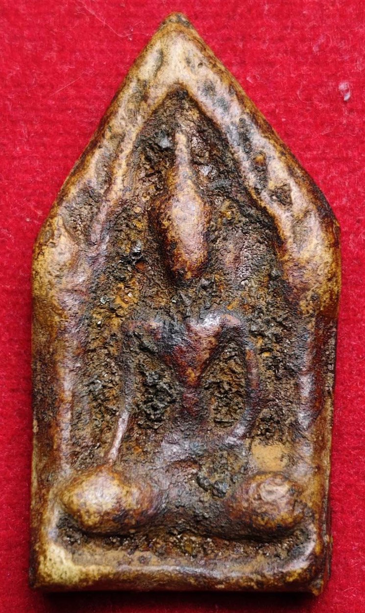 305756 พระขุนแผนแข้งหมอน  เนื้อดินเก่า ผสมทรายเสก  และ มวลสารศักดิ์สิทธิ์ หลวงพ่อกวย วัดโฆสิตาราม  ปี2500 (บ้านแค) จ.ชัยนาท