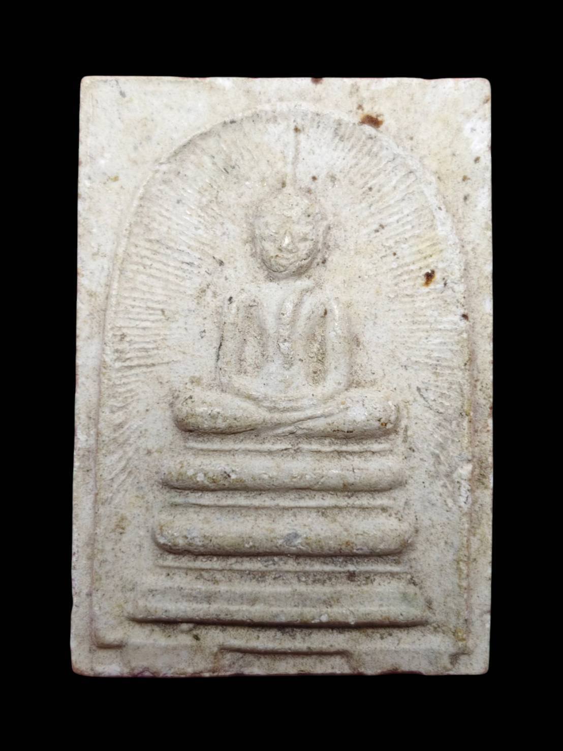 306067 สมเด็จแหวกม่านทรงเจดีย์  หลวงพ่อกวย วัดโฆสิตาราม  เนื้อผงพุทธคุณ (นิยม)  พุทธศักราช 2515-2517  จ.ชัยนาท 