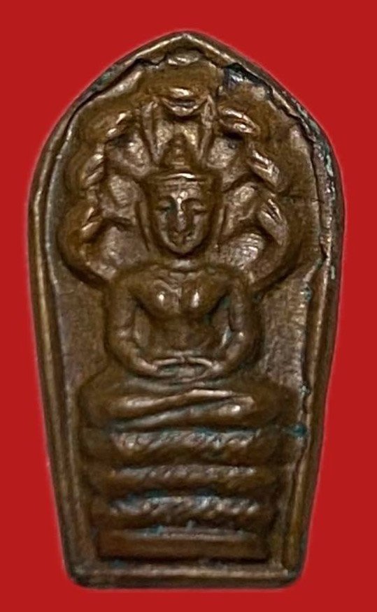 306051 หลวงปู่โต๊ะ ปี2521  วัดประดู่ฉิมพลี  ปรกใบมะขาม  พิมพ์หลังยันต์นะ  เนื้อทองแดง กทม.