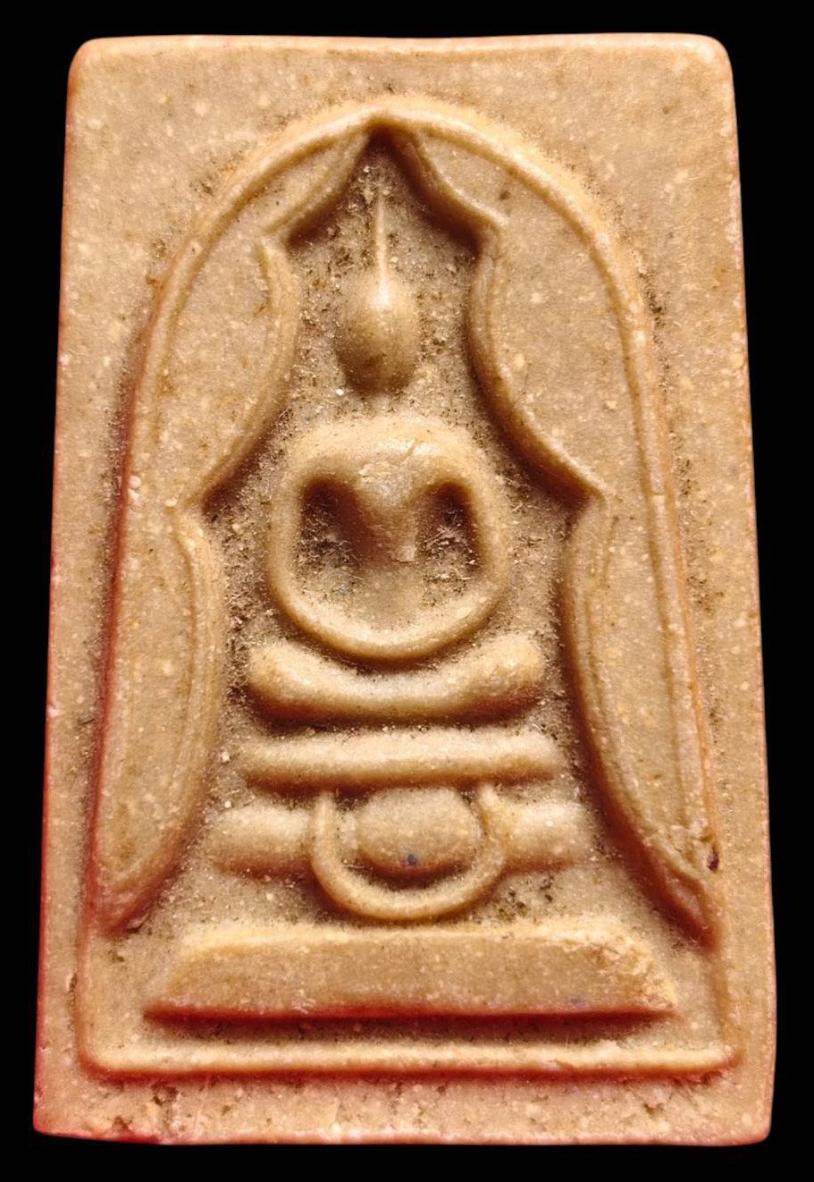 306104 พระสมเด็จแหวกม่าน หลังยันต์ ติ (ดี) เนื้อผงน้ำมัน  พุทธศักราช 2515 ถึง 2517  หลวงพ่อกวย วัดโฆสิตาราม (บ้านแค) จ.ชัยนาท 