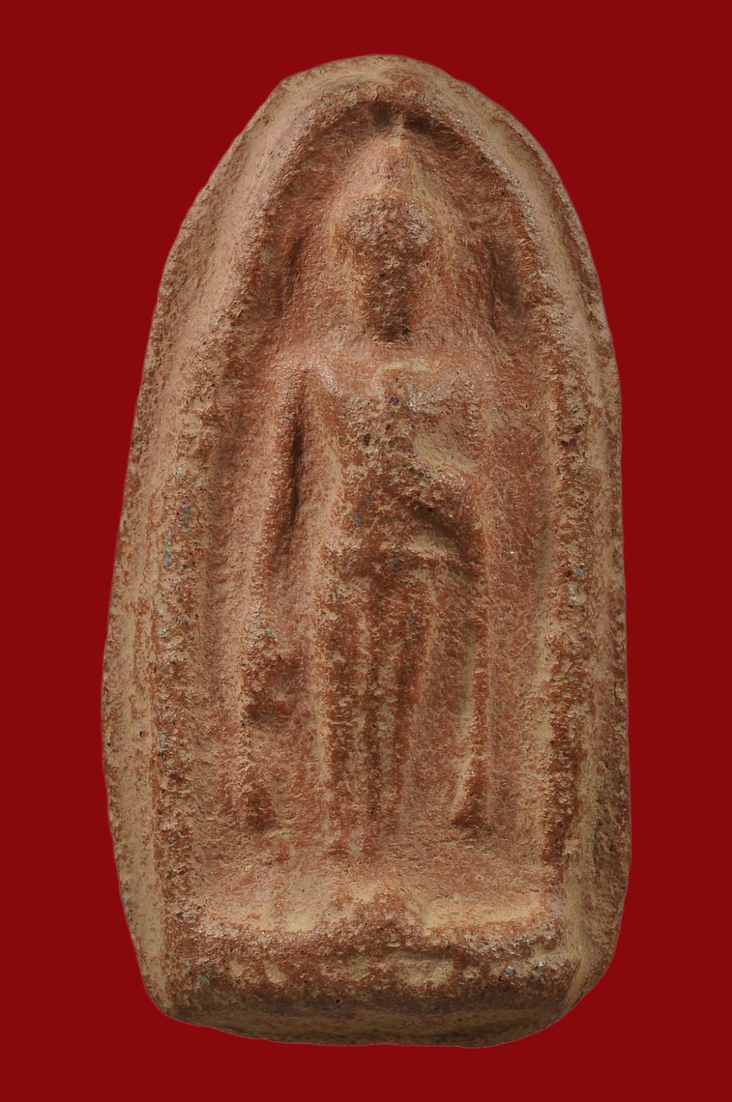 302463 พระร่วง กรุวัดมหาธาตุ  พิมพ์ปางประทานพร  พุทธศตวรรษที่ 18 - 19 พระเนื้อดิน จ.สุโขทัย 