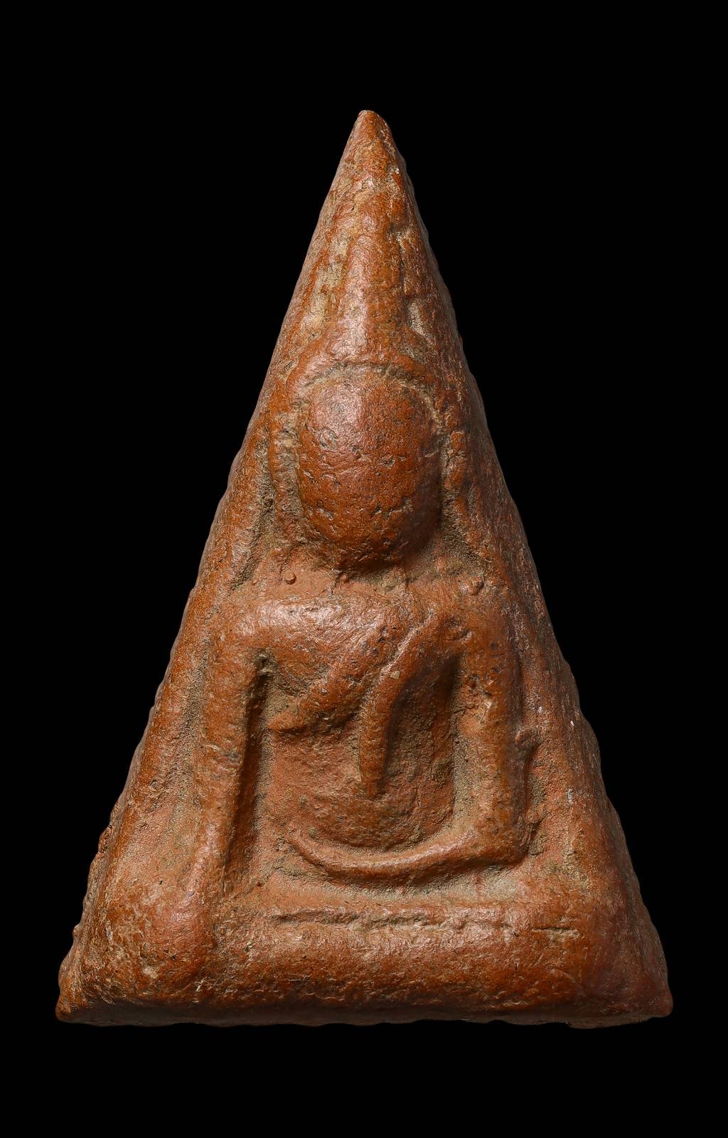 306646 นางพญา กรุวัดราชนัดดา  เนื้อดินพ.ศ. 2450-2455  พิมพ์เข่าตรง กทม.