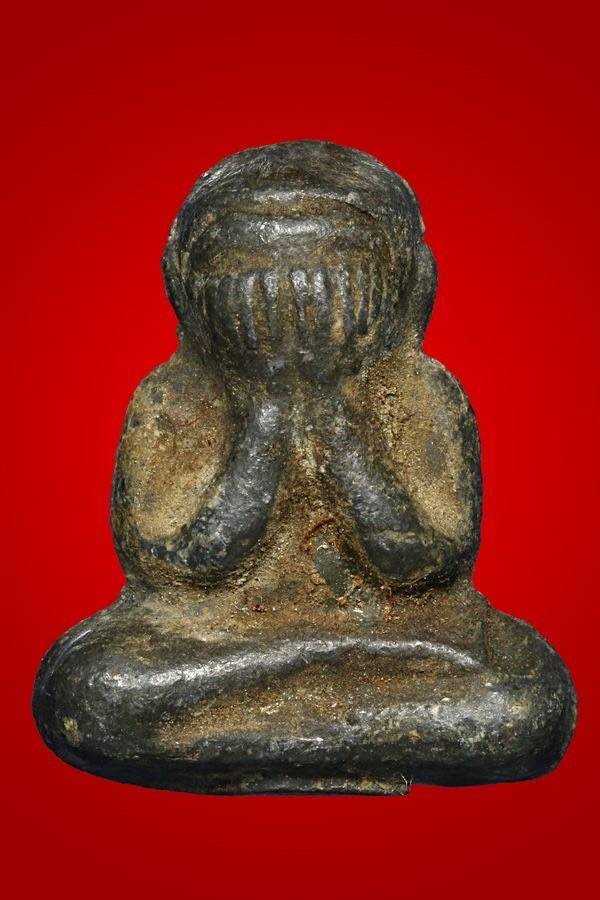 299195 หลวงปู่ภูวัดนาคปรก พิมพ์พระปิดตา เนื้อชินตะกั่ว กทม.