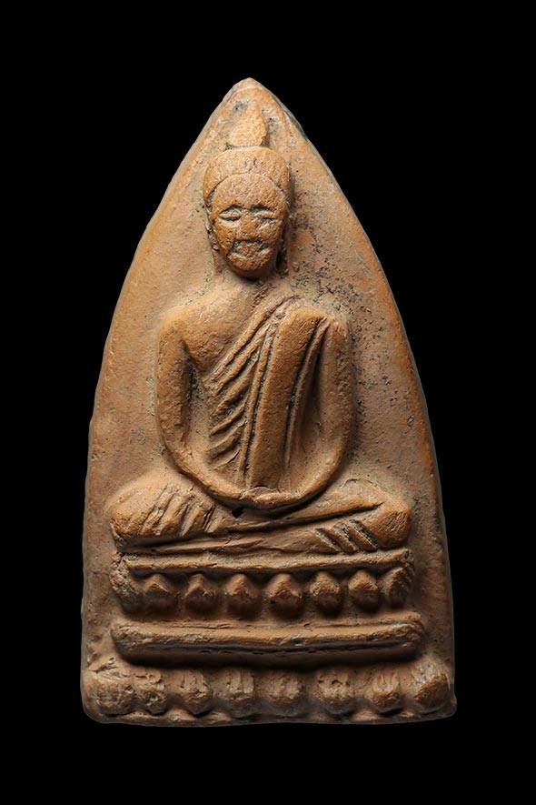 299394 พระพุทธเจ้าในวิหาร.พิมพ์เล็ก เนื้อดิน ยุคต้น  ล.พ.กวย วัดโฆสิตาราม จ.ชัยนาท