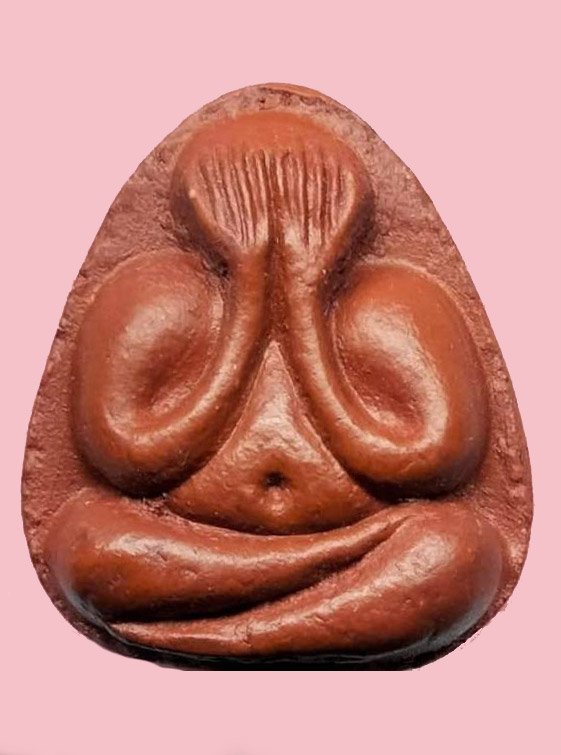 299739 พระปิดตามหาสเน่ห์  วัดลาดปลาเค้า ปี 2521  เนื้อว่านสบู่เลือด นิยม  หลวงปู่โต๊ะ วัดประดู่ฉิมพลี ปลุกเสก กทม.