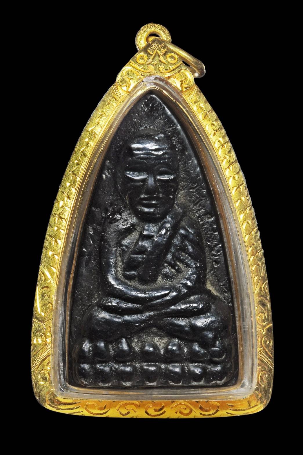 302729 รูปเหมือนหลังเตารีด  หลวงปู่ทวด วัดช้างให้  ปี2505 เนื้อเมฆพัด  พิมพ์ใหญ่(A)  บล็อกเข่าตุ่ม จ.ปัตตานี