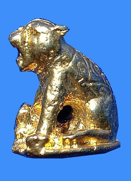 301685 เสือมหาอำนาจ ปี2519 เนื้อตะกั่วชุบทอง ล.พ.กวย วัดโฆสิตาราม จ.ชัยนาท