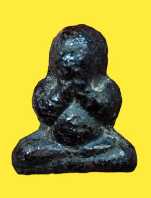 302773 พระปิดตาหลวงปู่กลิ่น เนื้อผงจุ่มรัก พุทธศักราช2468-2490 วัดสะพานสูง จ.นนทบุรี