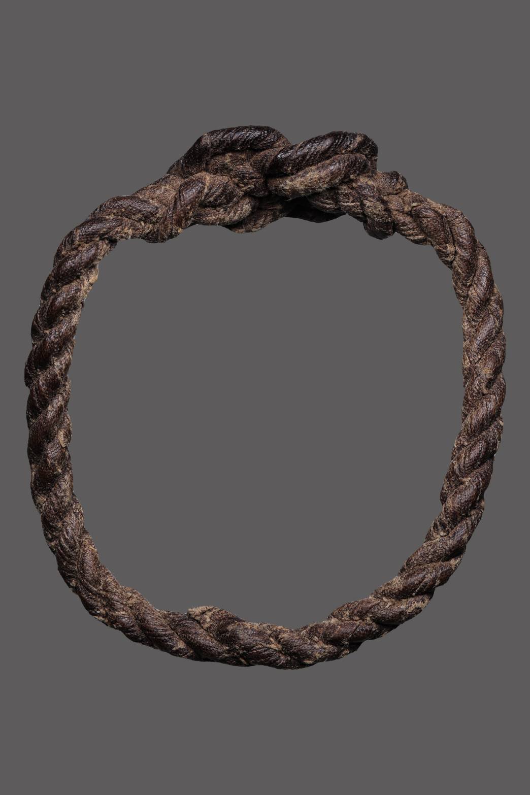 303085 พิรอดแขนหลวงพ่อม่วง   ประมาณปี 2455 ถึง 2463  วัดบ้านทวน จ.กาญจนบุรี 