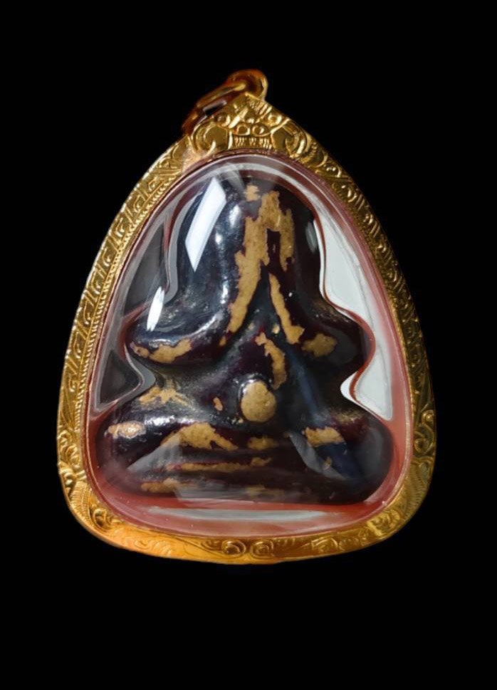 303118 พระปิดตาหลวงพ่อทองสุข ยุคต้น เนื้อผงคลุกรัก พุทธศักราช 2495 - 2515 วัดสะพานสูง จ.นนทบุรี