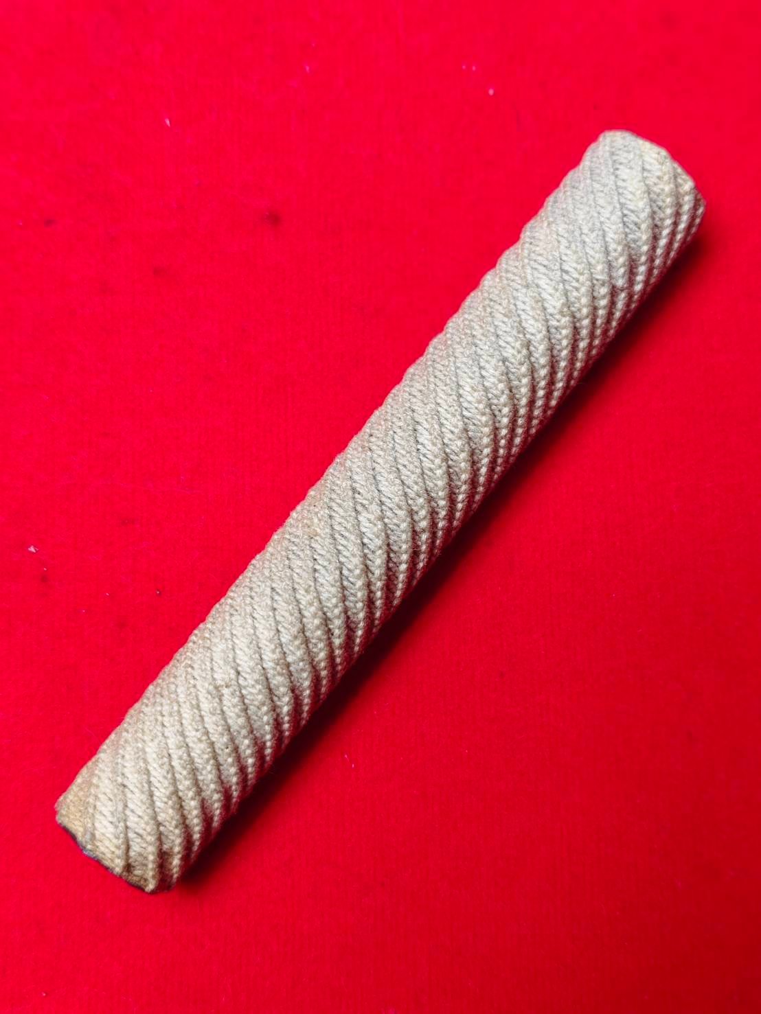 303130 ตะกรุดวิรุณจำบัง (นิยม)  เนื้อทองเหลืองและตะกั่ว  สร้างปี 2515-2521  หลวงพ่อกวย วัดโฆสิตาราม  (บ้านแค) จ.ชัยนาท 