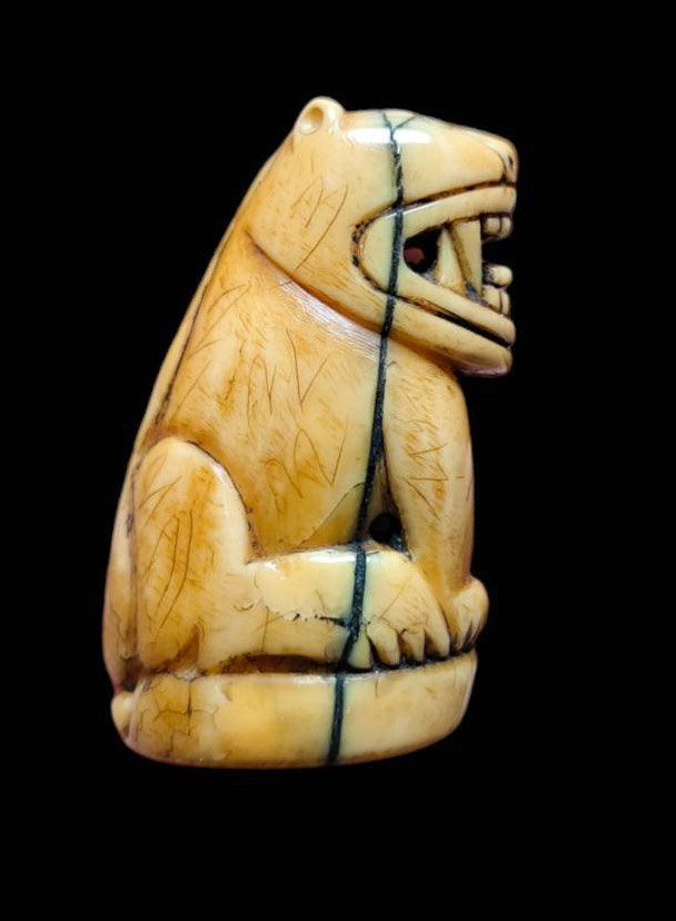 303149 เขี้ยวเสือแกะหลวงพ่อสาย พุทธศักราช 2470-2519 วัดมงคลโคธาวาส (วัดบางเหี้ย) จ.สมุทรปราการ