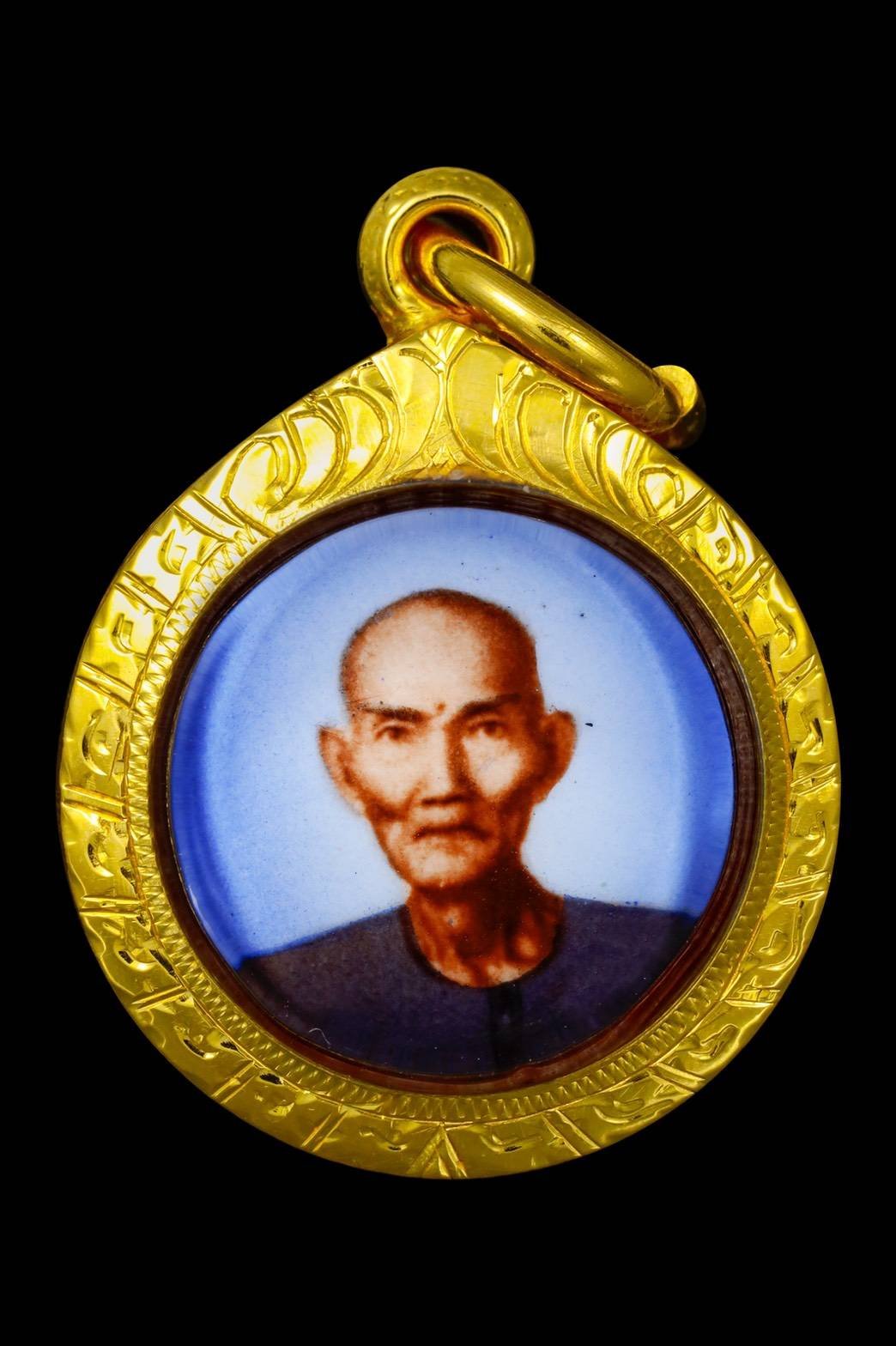 296485 งาแกะทรงกลม พรหมสี่หน้า หน้ากากเงิน อาจารย์เฮงไพรวัลย์ พ. ศ. 2472 จังหวัดอยุธยา