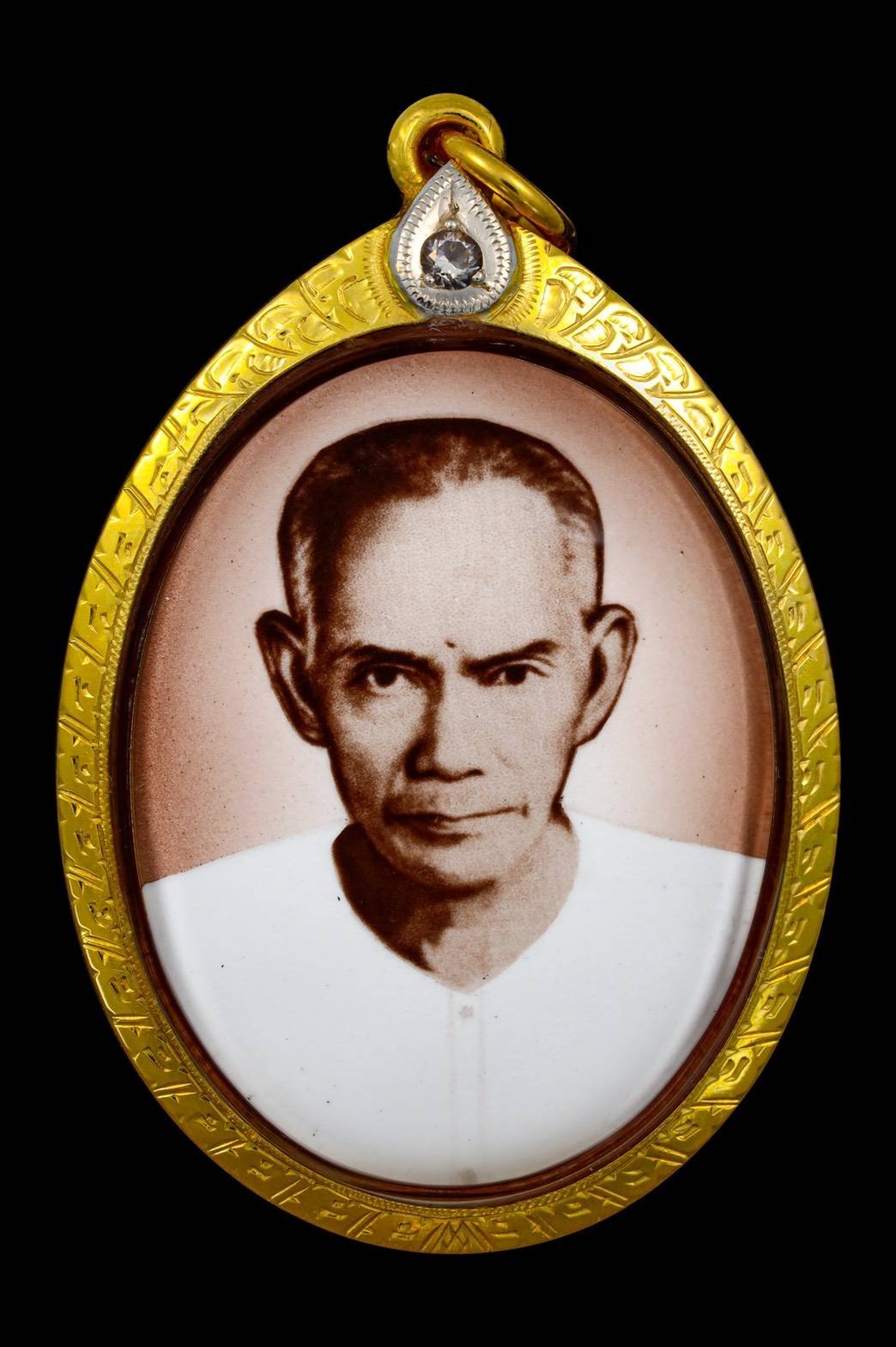 296488 เหรียญองค์ปฐม เนื้อทองคำ พ. ศ. 2563 หลวงพ่อคูณวัดบัลลังก์จังหวัดนครราชสีมา