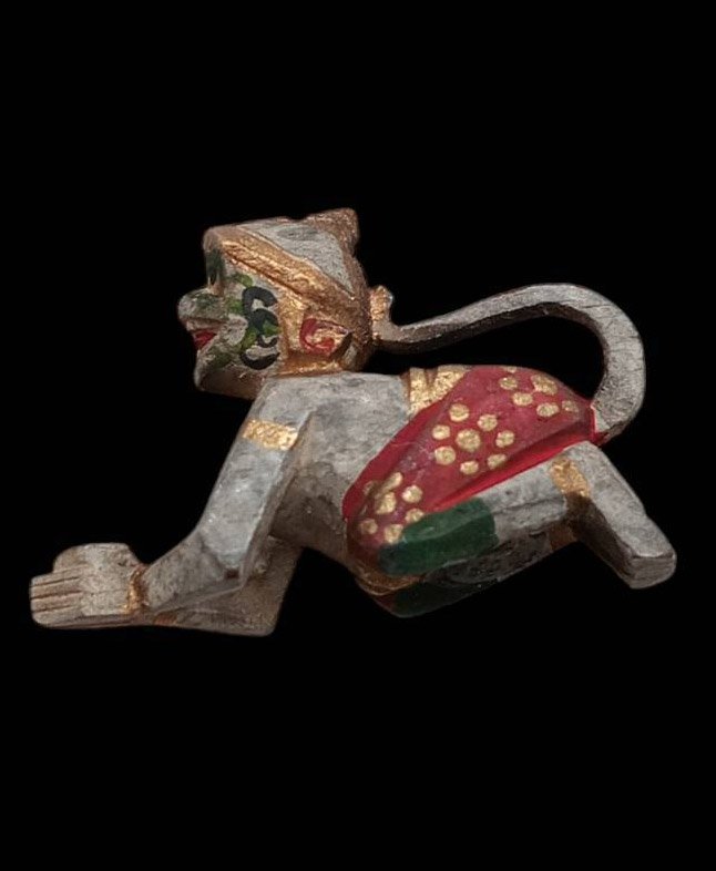 303161 หนุมานถวายบังโคม  หลวงปู่บุญ  วัดกลางบางแก้ว  เนื้อไม้แกะ จ.นครปฐม 