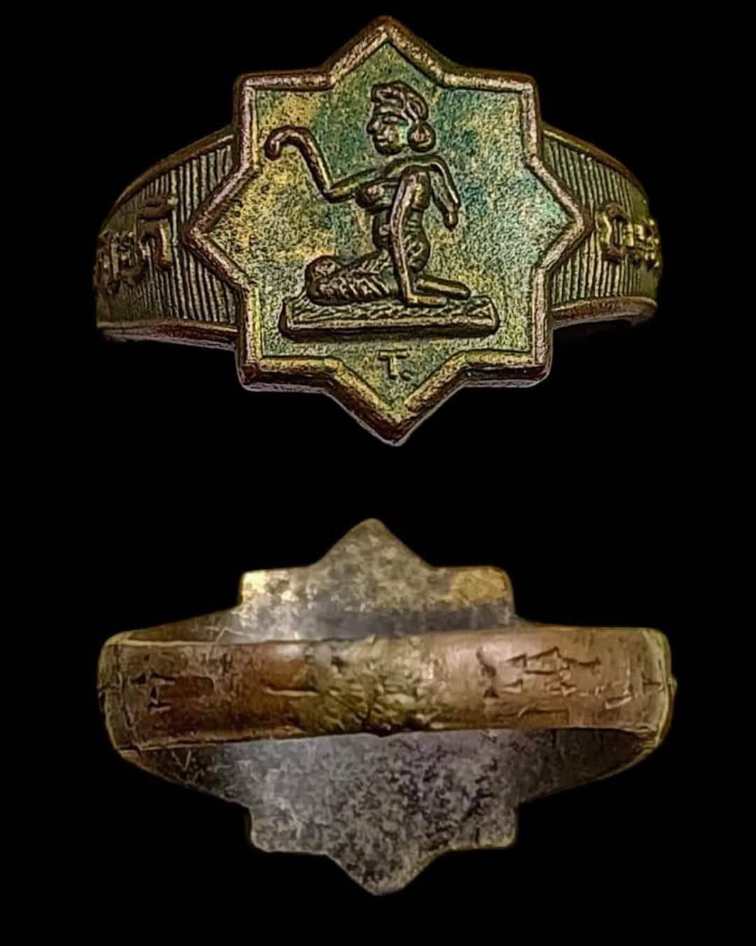 303291 แหวนนางกวัก หลวงพ่อรุ่ง  วัดท่ากระบือ  ออกวัดสวนส้ม  ปี2500 เงินทองแดงกะไหล่ทอง  จังหวัดสมุทรสาคร 