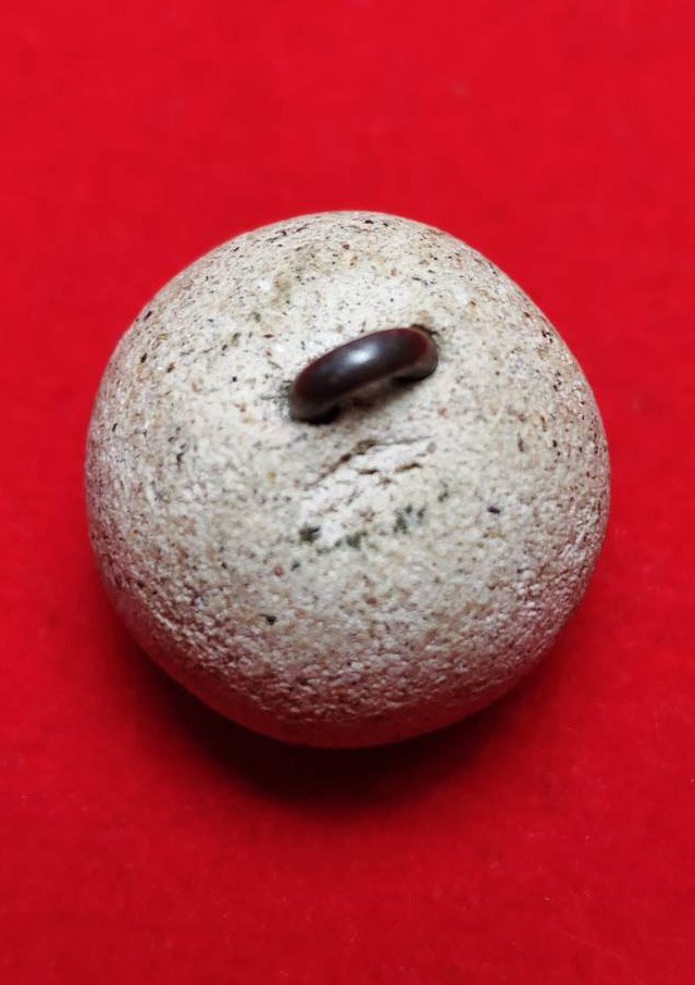 303341 ลูกอมหลวงพ่อสงวน  วัดไผ่พันมือ  ยุควัดทุ่งแฝก เนื้อผง จ.สุพรรณบุรี 