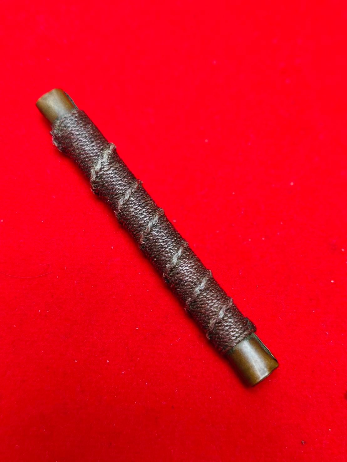 303361 ตะกรุดสาริกา หลวงพ่อจง  วัดหน้าต่างนอก  เนื้อทองแดง  สร้างปี 2499-2500   จ.พระนครศรีอยุธยา 