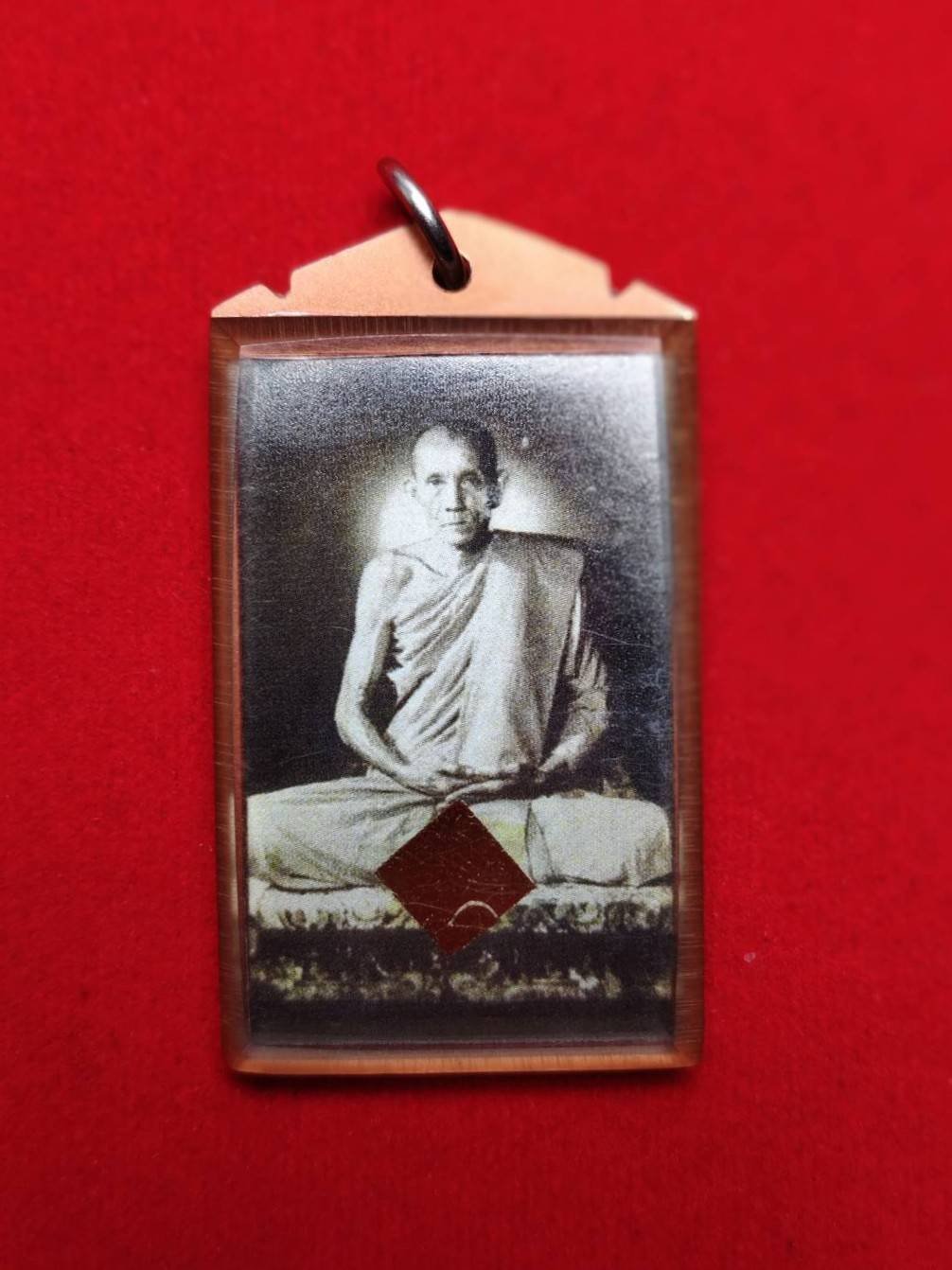 303442 รูปถ่ายนั่งเต็มองค์หลังตะวัน  หลวงพ่อกวย วัดโฆสิตาราม  สร้างปี 2558 จ.ชัยนาท