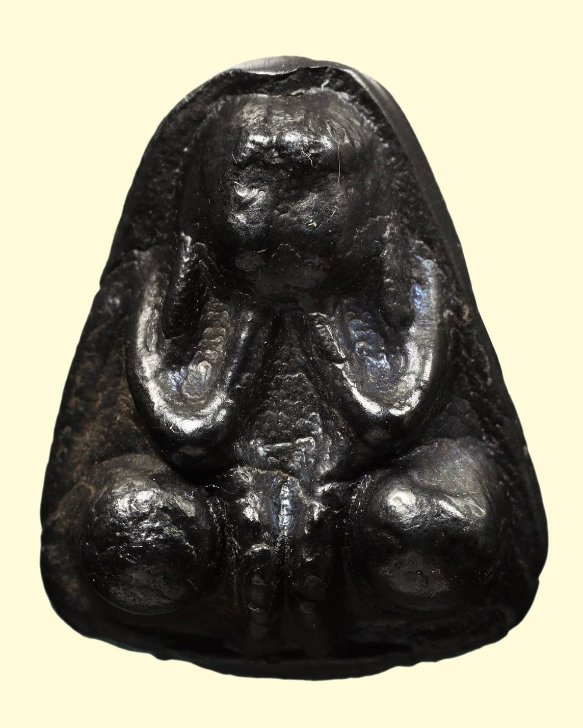 297635 พระปิดตาหลวงปู่บุญ วัดกลางบางแก้ว พิมพ์เข่าตุ่ม เนื้อเมฆพัต จ.นครปฐม