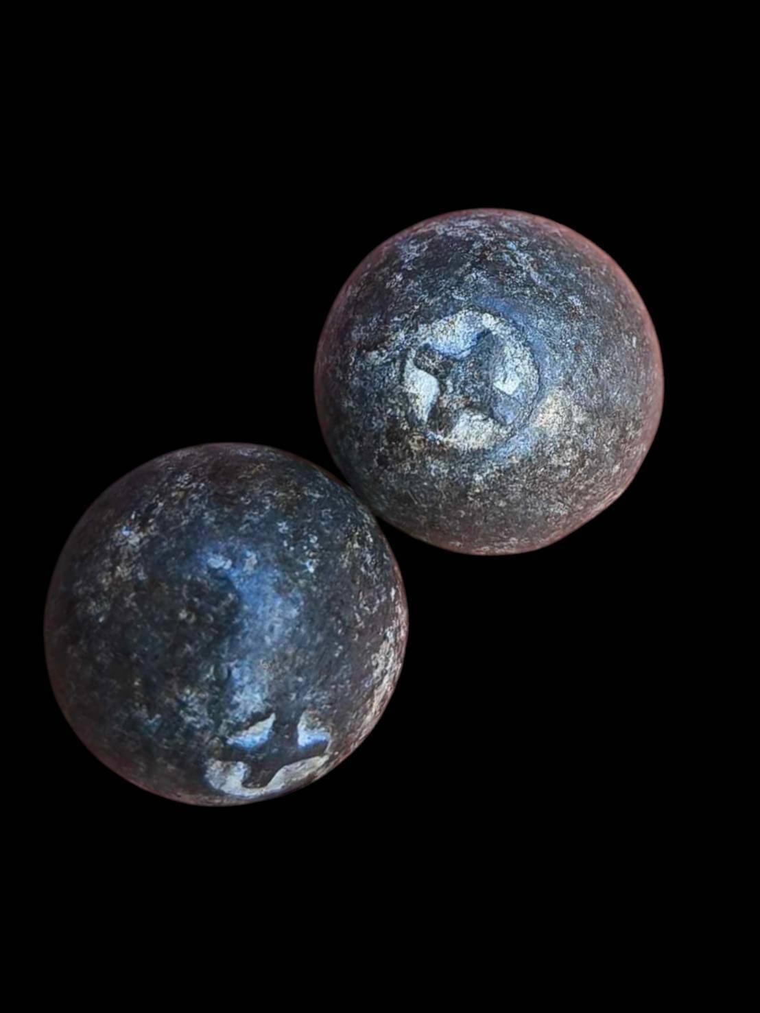 303642 ลูกอมหลวงพ่อเนียม  วัดน้อย เนื้อตะกั่ว  จังหวัดสุพรรณบุรี 