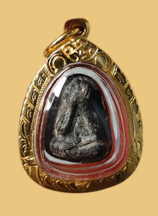 303643 พระปิดตาพิมพ์ข้าวตอกแตก หลวงปู่เอี่ยม พุทธศักราช2436-2469 วัดหนังราชวรวิหาร จ.กรุงเทพมหานคร