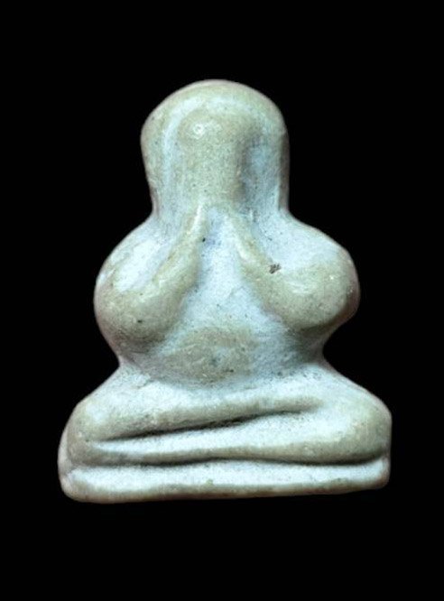 303719 พระปิดตา หลวงพ่อทองสุข พิมพ์เล็กแจกแม่ครัว พุทธศักราช 2495-2525 วัดสะพานสูง จ.นนทบุรี