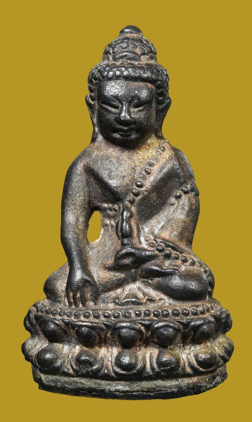 303787 พระกริ่งชินบัญชร (ก้นอุดผงพราย)  หลวงปู่ทิม วัดละหารไร่  ปี2517 จังหวัดระยอง