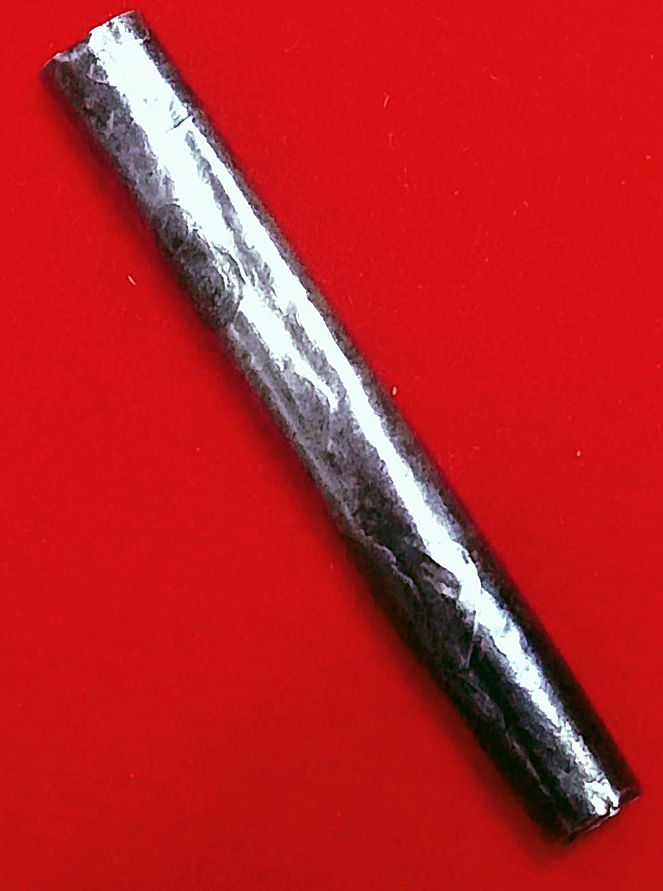 303941 ตะกรุดสาริกา  หลวงปู่กลิ่น  วัดสะพานสูง เนื้อเงิน  พุทธศักราช 2467  จ.นนทบุรี 