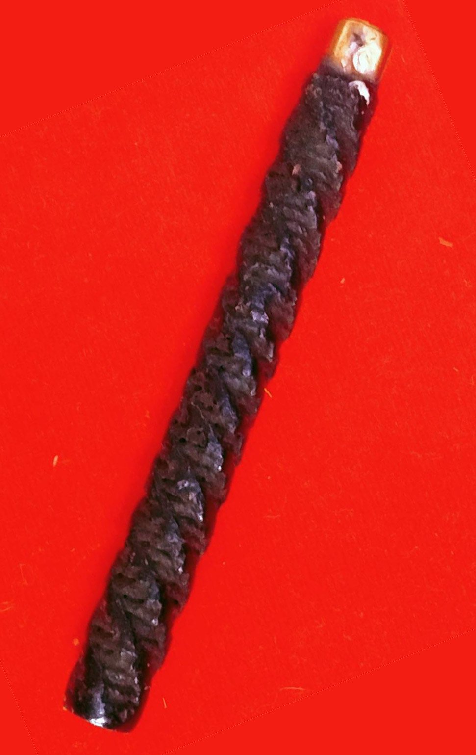 303969 ตะกรุดมหาอำนาจ  หลวงปู่ทิมปลุกเสก  วัดไผ่ล้อม เนื้อทองแดง  ตอกโค๊ตนะ ถักเชือกจุ่มรัก  พุทธศักราช 2513 จ.ระยอง 