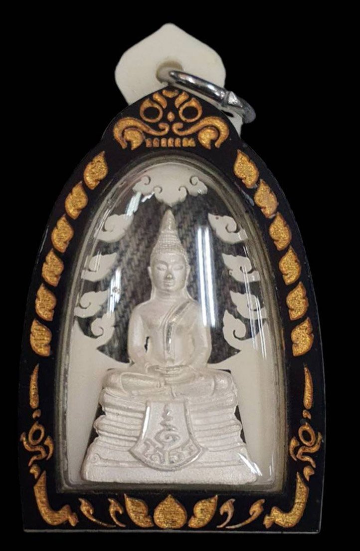 304043 พระหลวงพ่อโสธร  รุ่นประวัติศาสตร์ 80 ปี  กรมตำรวจ เนื้อเงินขัดเงา  พ.ศ. 2538 วัดโสธรวราราม  วรวิหาร จังหวัดฉะเชิงเทรา