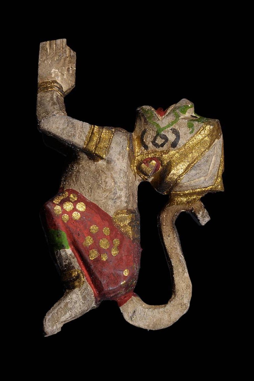 304184 หนุมานก้มกราบ หลวงปู่บุญ  วัดกลางบางแก้ว เนื้อไม้แกะ จังหวัดนครปฐม