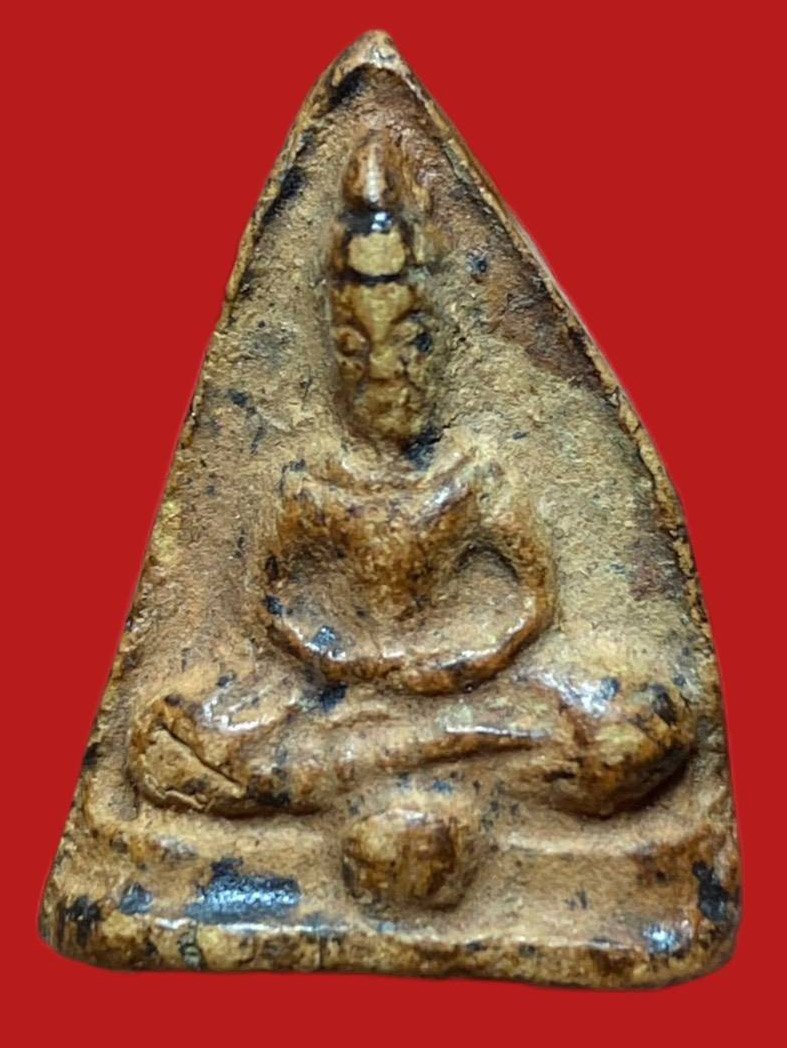 304266 คุณแม่บุญเรือน  วัดสัมพันธวงศ์    พระโพธิจักร เนื้อดิน  ปี2499 กทม.