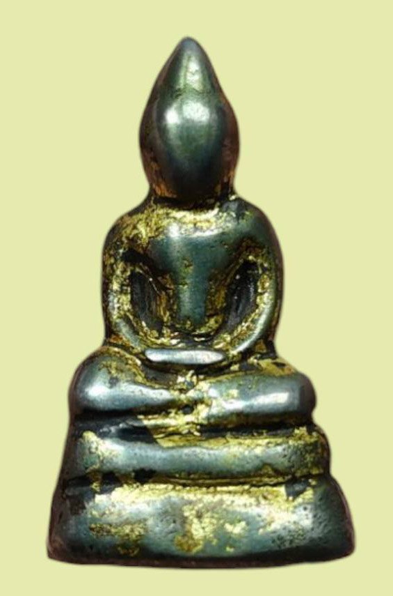 304348 พระชัยวัฒน์ พิมพ์หัวไม้ขีด เนื้อเมฆสิทธิ์ หลวงพ่อทับ พุทธศักราช 2455-2465 วัดอนงคารามวรวิหาร กรุงเทพมหานคร