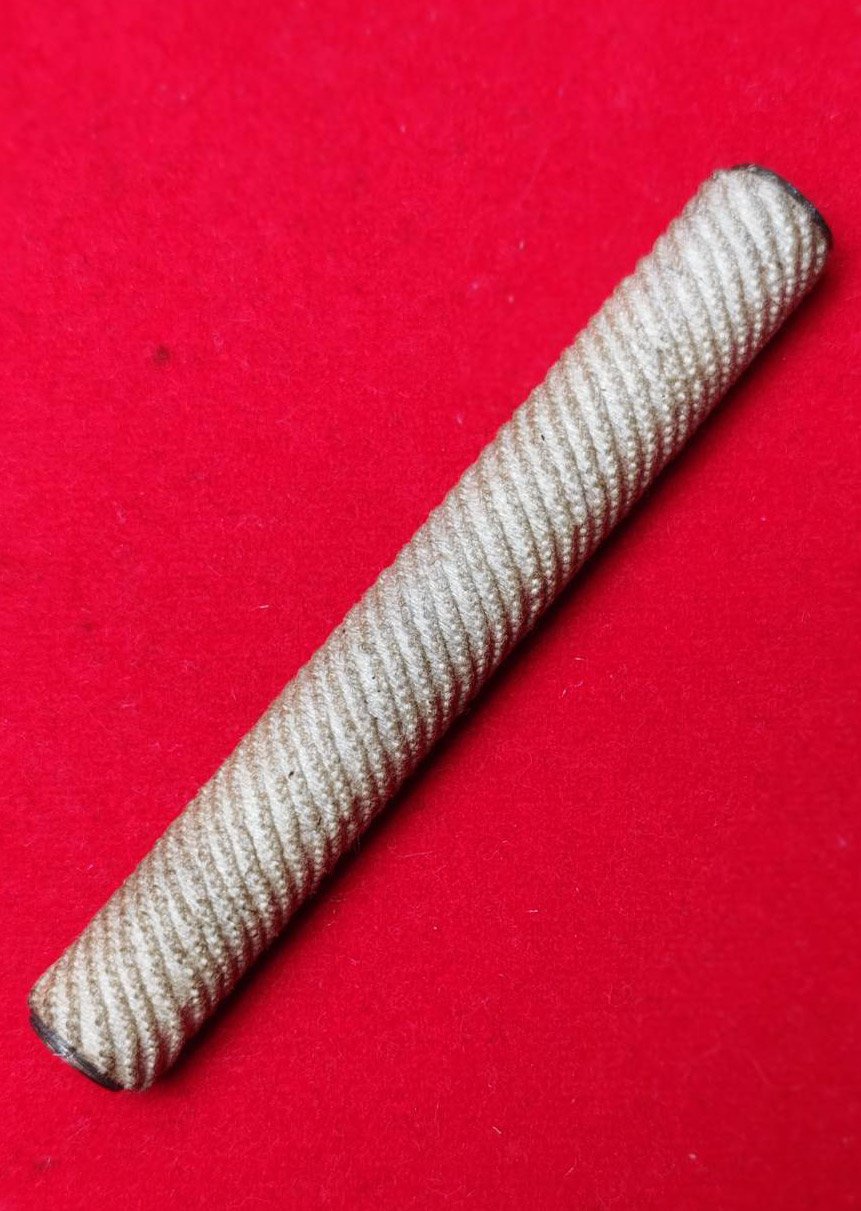 304431 ตะกรุดวิรุณจำบัง (นิยม)  เนื้อทองเหลืองและตะกั่ว  สร้างปี 2515-2521  หลวงพ่อกวย วัดโฆสิตาราม  (บ้านแค) จ.ชัยนาท 