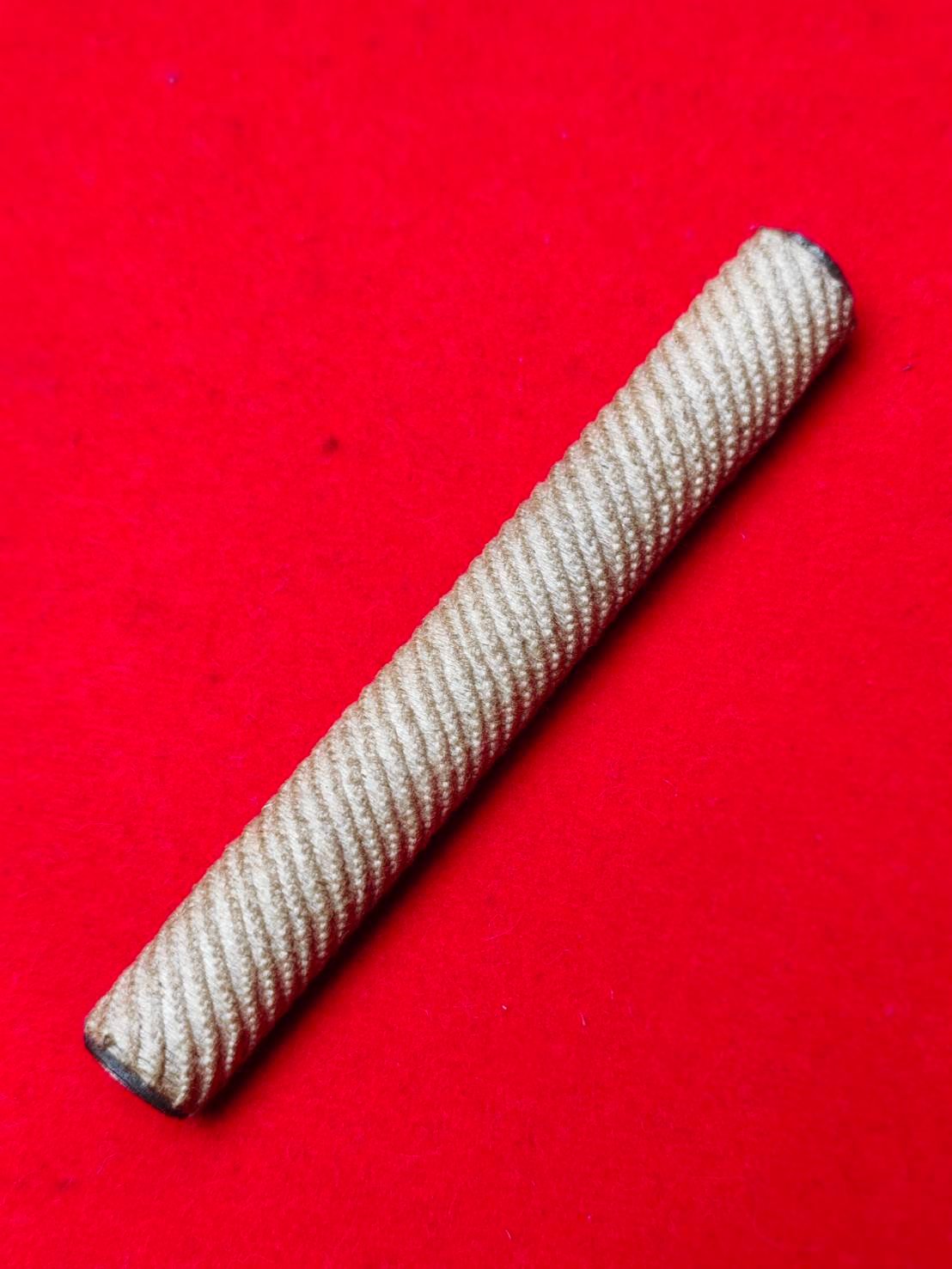 304490 ตะกรุดวิรุณจำบัง (นิยม)  เนื้อทองเหลืองและตะกั่ว  สร้างปี 2515-2521  หลวงพ่อกวย วัดโฆสิตาราม  (บ้านแค) จ.ชัยนาท 