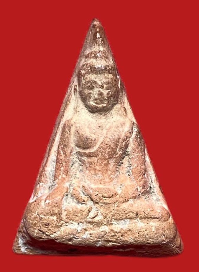 304574 หลวงปู่โต๊ะ  วัดประดู่ฉิมพลี  นางพญา  พิมพ์มีหน้ามีตา  ปี2472 เนื้อดิน กทม.