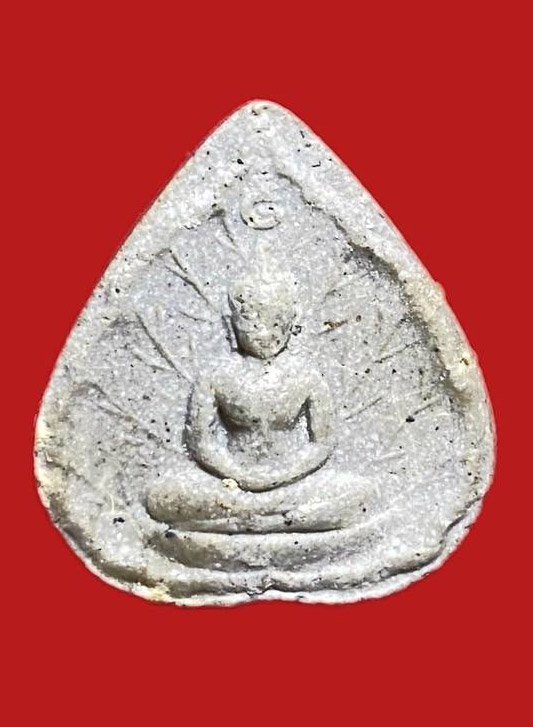 304673 หลวงปู่โต๊ะ วัดประดู่ฉิมพลี  พระผงประจำวันเกิด  ปี2520 เนื้อเกสร กทม.